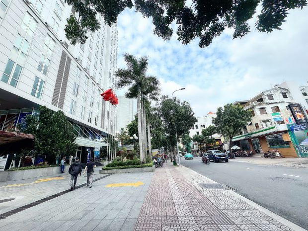 Bán nhà 4 tầng - mt đ. lý chính thắng, quận 3 - hdt 60trth 7652712