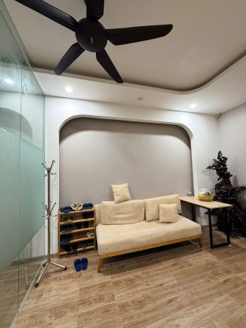 Chính chủ gửi bán shophouse 4.5 tầng 2 mặt tiền nguyễn 7652814