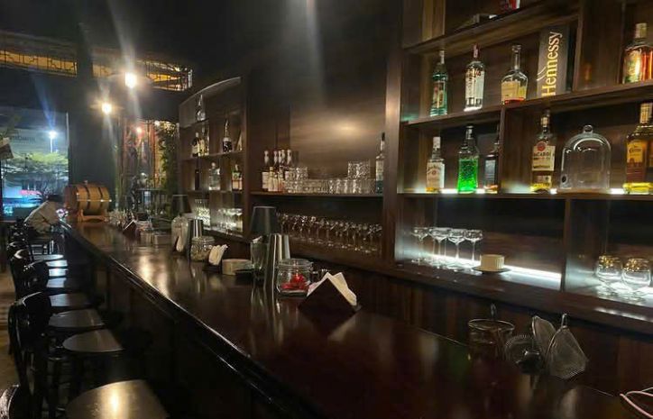Sang nhượng quán hidden pub đã setup hoàn chỉnh  hoàn 7653447