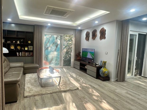 Chủ vào sg cần chuyển nhượng gấp biệt thự 185m2, 4 tầng, 7653948