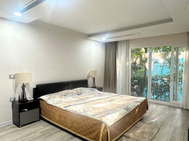 Chủ vào sg cần chuyển nhượng gấp biệt thự 185m2, 4 tầng, 7653949