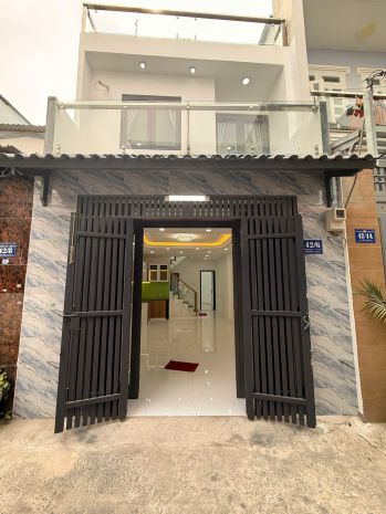 Nhà 2 tầng 4 phòng ngủ, mới xây vào ở ngay - hẻm oto đỗ 7654429