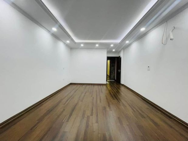 Bán nhà phân lô tái định cư phú diễn - 45m² 7 tầng thang 7655149