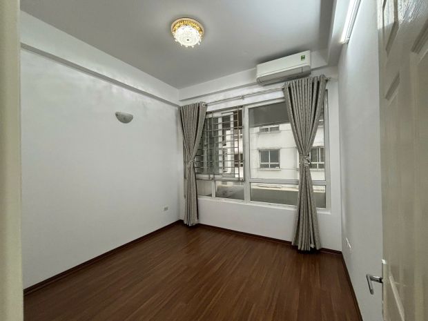 Bán căn hộ chung cư 25 lạc trung  hai bà trưng, hà nội - 7656472