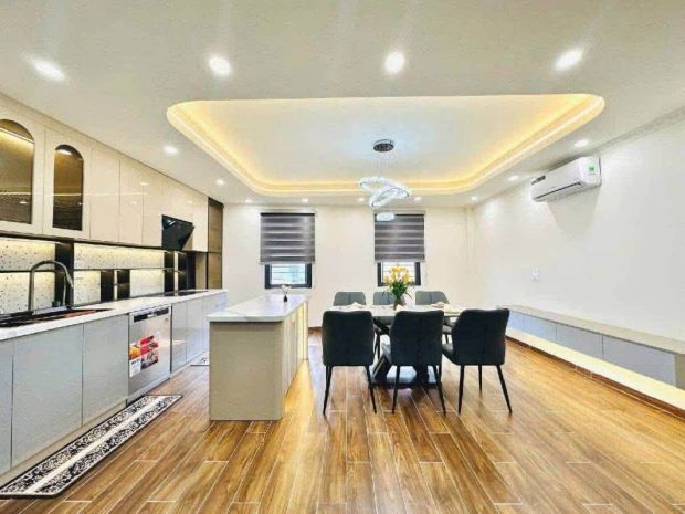 Nhà đẹp 7 tầng thang máy  thái thịnh, đống đa - 40 m2 - mt 7656525