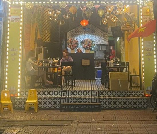 Cho thuê tầng 1 bán hàng ăn từ sáng đến 15h chiều tại long 7657056