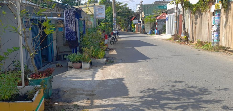 Cân ban 290m2 full thô cư co 12 phong tro đương kho 7657536