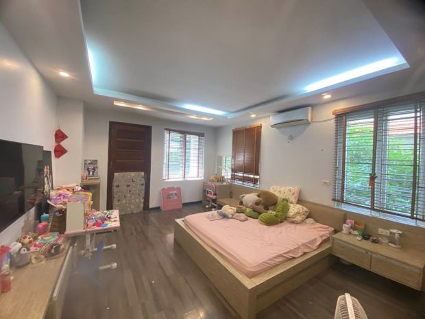 Bán biệt thự việt hưng 200m2- 4 tầng- an sinh đỉnh- nhỉnh 7657682