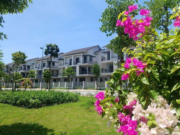 Bán gấp căn biệt thự view sông centa riverside giá 65triệum 7657758
