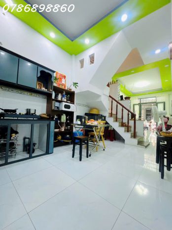 Bán nhà mới 3 tầng  hẻm 27 lê thành phương, phường 15, 7658324