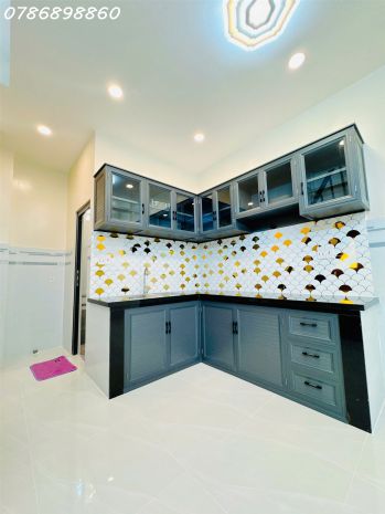 Bán nhà 2 tầng hẻm 523 tùng thiện vương, p.12, quận 8 7658391