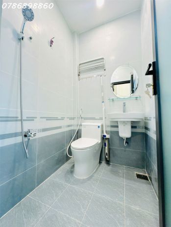 Bán nhà 2 tầng hẻm 523 tùng thiện vương, p.12, quận 8 7658392
