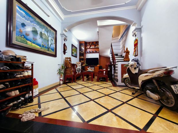 Bán nhà bồ đề 9 tỷ ô tô  chỗ đỗ cửa,ngõ thông thoáng 7658639