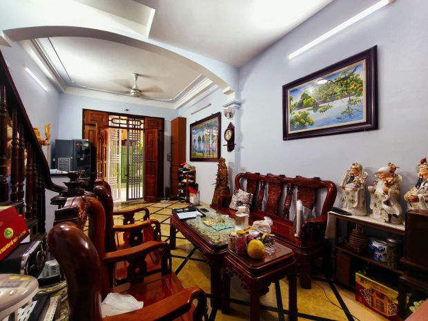 Bán nhà bồ đề 9 tỷ ô tô  chỗ đỗ cửa,ngõ thông thoáng 7658640