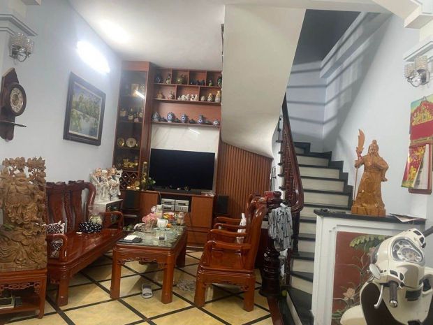 Bán nhà bồ đề 9 tỷ ô tô  chỗ đỗ cửa,ngõ thông thoáng 7658641