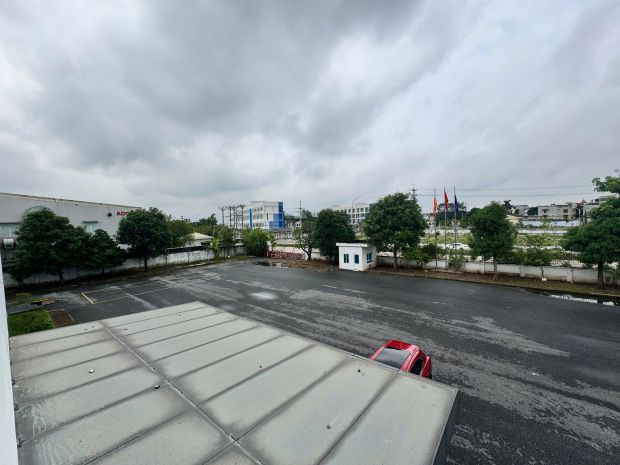 Cho thuê toà nhà văn phòng 4 tầng 720 m² 1 sàn  tại kcn 7658714