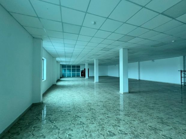 Cho thuê toà nhà văn phòng 4 tầng 720 m² 1 sàn  tại kcn 7658715