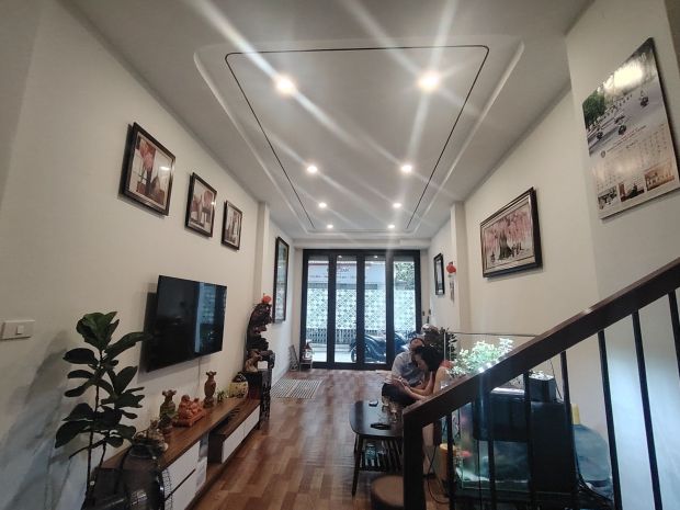Mặt ngõ 96 thượng thanh 9.9 tỷ 35m 6 tầng thang máy,kinh 7658728