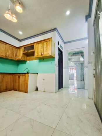 Bán nhà sát hxh dương bá trạc p2 q8 - 4.1x13.5 - 54m2 - chỉ 7659370