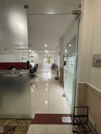 Mặt bằng đẹp- giá tốt -căn góc sang nhượng gấp quán cafe 7659576