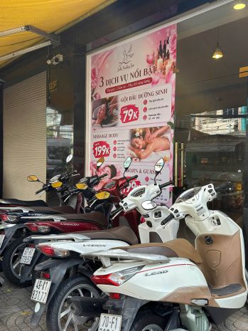 Chính chủ sang nhượng tiệm gội đầu dưỡng sinh  nail  lạc 7664275