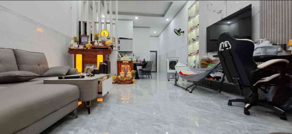 Nhà đẹp dọn vào ở ngay  nội thất cao cấp, chỉ xách vali về! 7666306