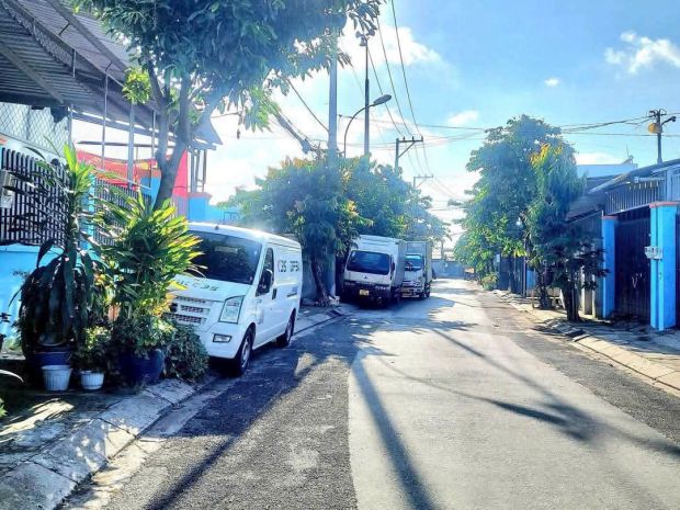 Bán kho xưởng 10x30 mặt tiền thới tam thôn 15  đông 7666386