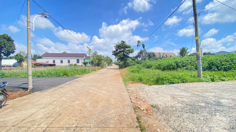Hẻm trung tâm khu cư xá bàn cờ, liên hiệp cũ, lâm đồng 7666805