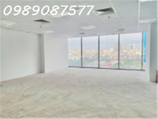 Chính chủ cho thuê văn phòng hạng a - rox tower, 136 hồ 7667418