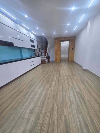 Bán nhà chu huy mân  thang máy  6 tầng  full nội thất 7667461