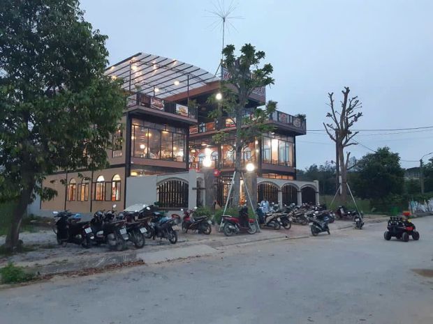 Chính chủ cần cho thuê mặt bằng tuyệt đẹp ngay sau sân bóng 7667730