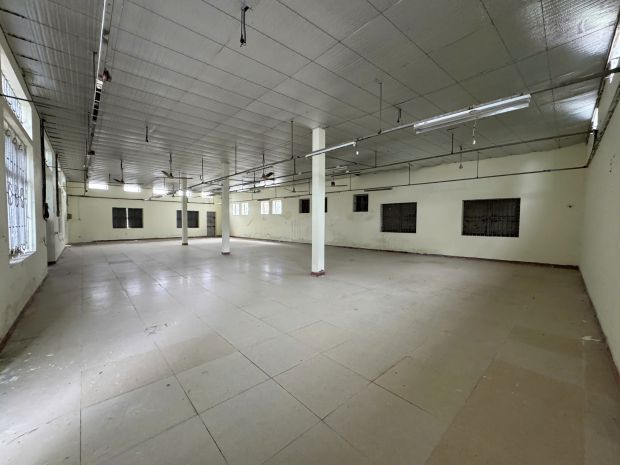 31. cho thuê kho xưởng dạng tầng
- dạng tầng, gần cổng sau 7667884