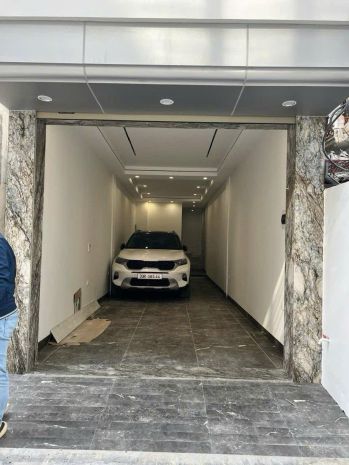 Bán nhà tư đình 45m 7 tầng phân lô gara ô tô lô góc 3 7668764