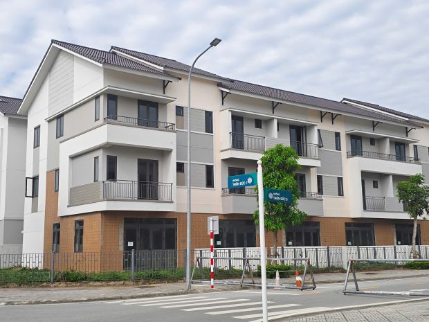 Shophouse áp góc tai centa riverside  gia tôt nhât dư 7671049