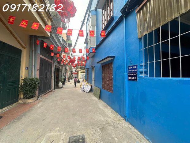 Bán nhà 56m²  ngọc thụy, long biên  3 tầng  giá 12 tỷ 7671135