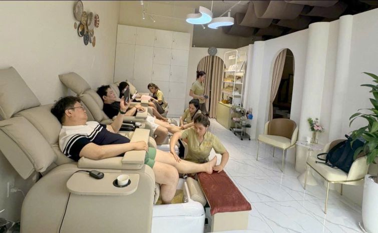 Chính chủ sang nhượng tiệm nail và spa đẹp tại phường an 7672121