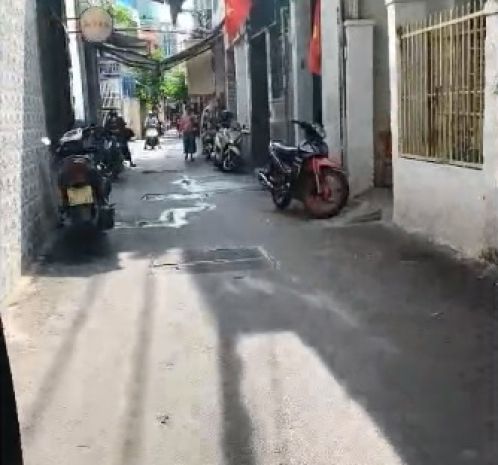 20m ra k ô tô gần nguyễn hoàng 4 tầng đúc, 4pn khép kín, 7672732
