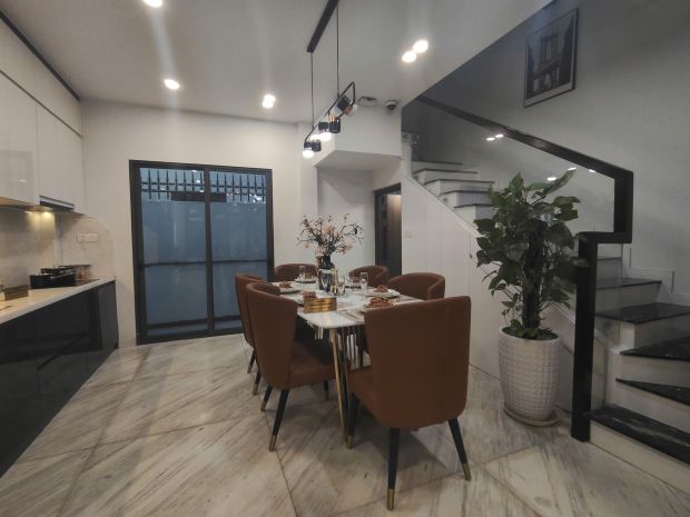 Hot hot  cần bán gấp  nhà phố ngã tư miếu ông cù, phường 7673999
