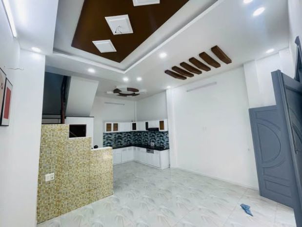Nhà hẻm 4 - tt q10 - sát mt 3 tháng 2 - gần bv nhi đồng 1 7674518