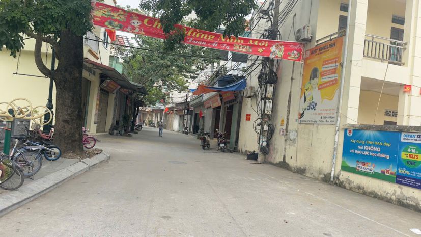 Ra hàng lô đất 42m²  giá chỉ nhỉnh 1 tỷ. lh 0982595638 7675566