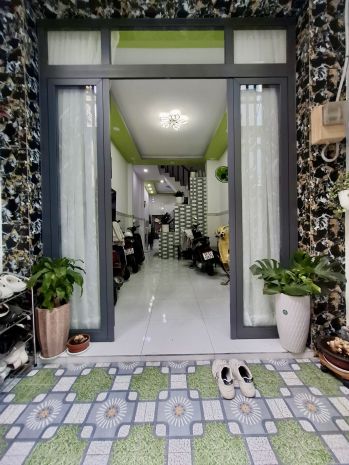 Bán nhà gần hẻm xe hơi  lê thành phương quận 8 3 tầng 7675593
