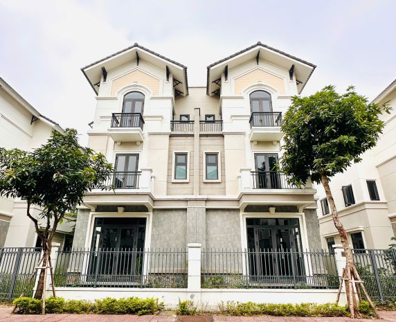 Hàng hiếm centa city vsip  biệt thự 135m2 hướng nam đã có s 7676034