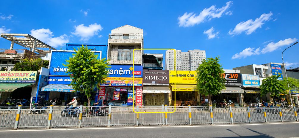 Cho thuê nhà mặt tiền lũy bán bích 88m²-3tầng-cạnh ngã tư, 7676318