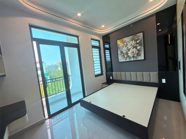 Nhà 3 tầng độc lập  căn góc đẹp  gara ô tô  ngay trung 7677409