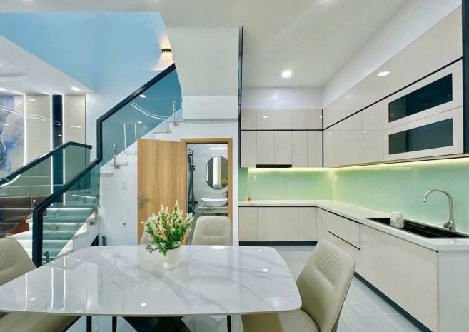 Hãy xem căn nhà này nếu anhchị cần vào ở ngay 7677803
