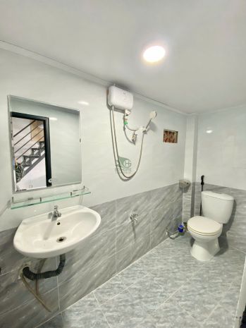 Cho thuê nhà nguyễn viết xuân phường 4 đà lạt 6 triệu 7678796