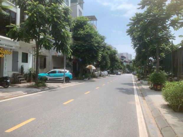Chính chủ cho thuê nhà nguyên căn 3 tầng mặt phố lê đại 7679105