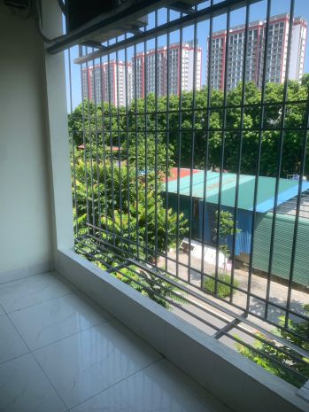 Chính chủ cho thuê nhà nguyên căn 3 tầng mặt phố lê đại 7679107
