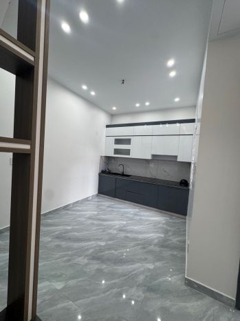 Bán nhà 4 tầng đẹp - miếu hai xã - sân cổng riêng 7679955