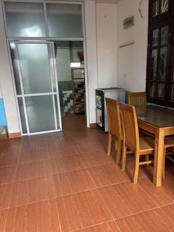 Cho thuê phòng 40m²  khép kín, đẹp, thoáng  gần bến xe 7681596